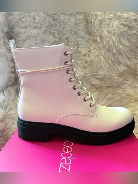 Women's Zahari White Lace-Up Combat Boots